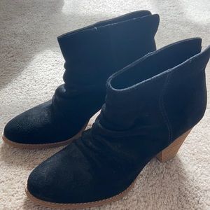 Splendid slip on black booties